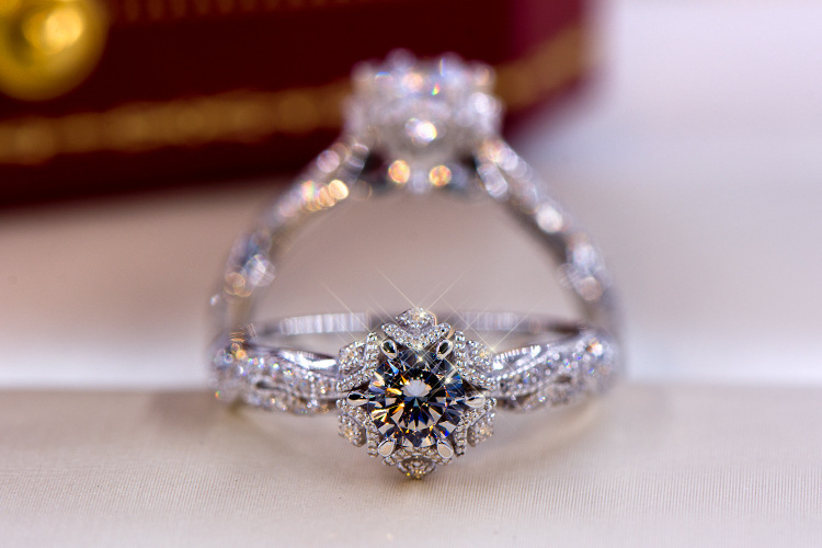 Hollow Flower Star S925 Sterli - Moissanite Engagement Ring 1 Carat review and price