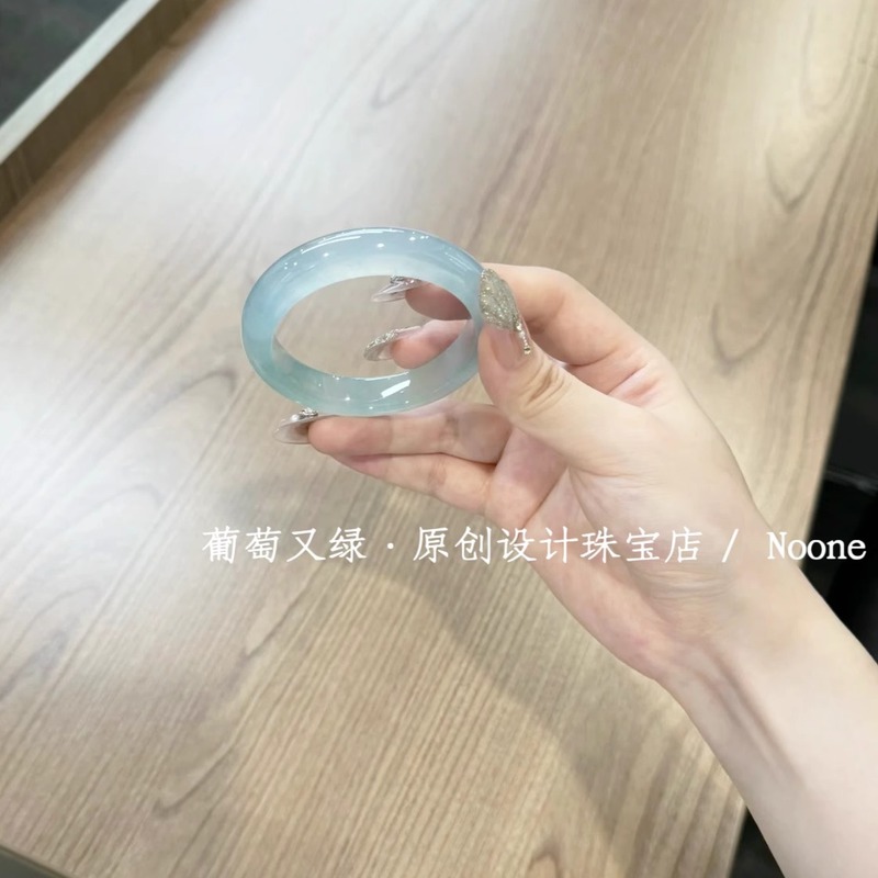 High-quality water-foam , ice  - Bracelets review and price