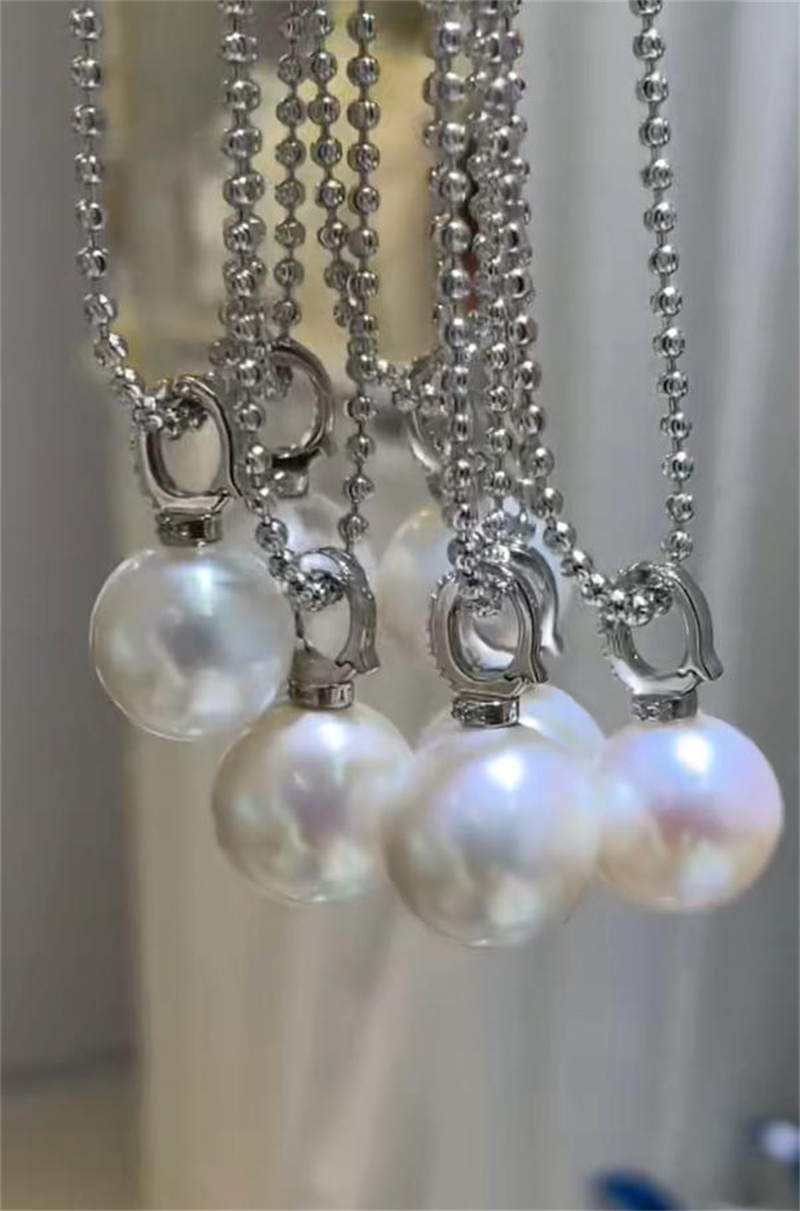 Classic Elegant Natural White  - Pearl Choker Necklace Vintage review and price