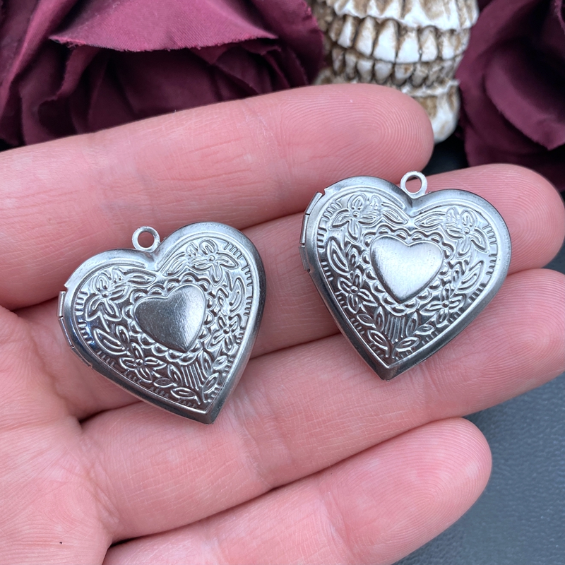 2pcs Stainless Steel Heart Box - Heart Locket Necklace Photo review and price